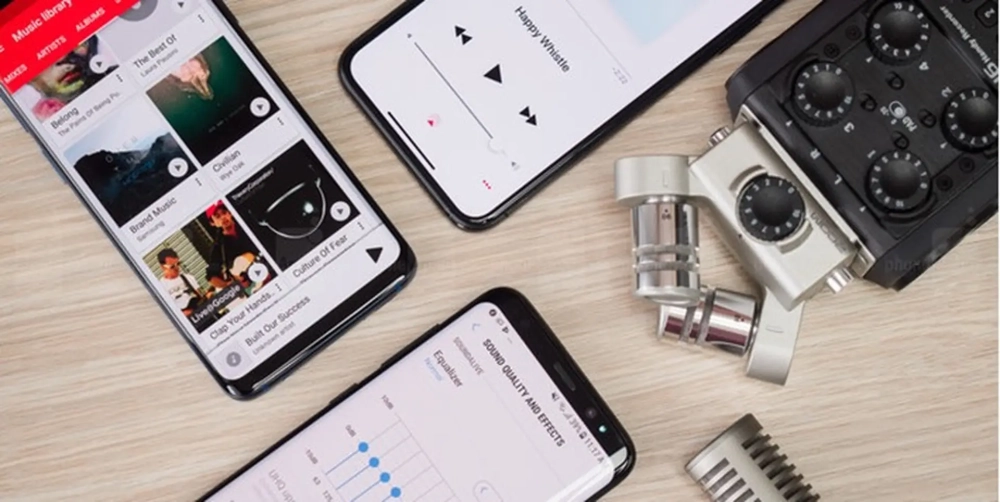 So sánh loa stereo trên iPhone 13 Pro Max và Galaxy A53 5G, hai lựa chọn phổ biến trong phân khúc.